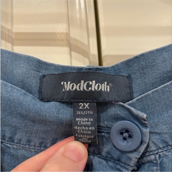 Modcloth Bookseller’s Best chambray skirt 2X - Picture 4 of 5